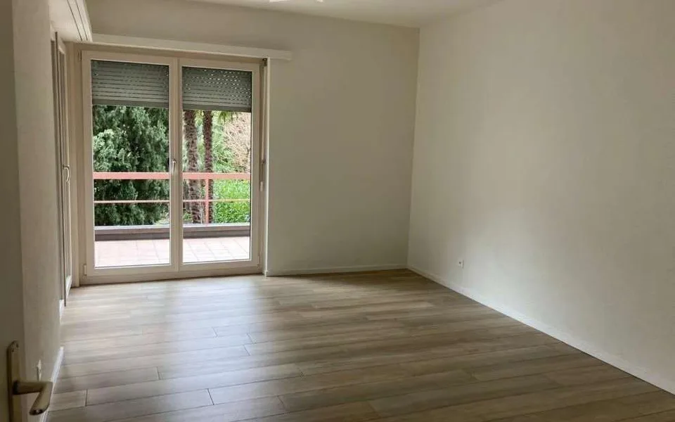 RIVA SAN VITALE: SCHÖNES 2.5 ZIMMER WOHNUNG MIT SEEBLICK – Foto 7 von 10