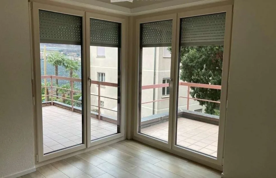 RIVA SAN VITALE: SCHÖNES 2.5 ZIMMER WOHNUNG MIT SEEBLICK – Foto 8 von 10