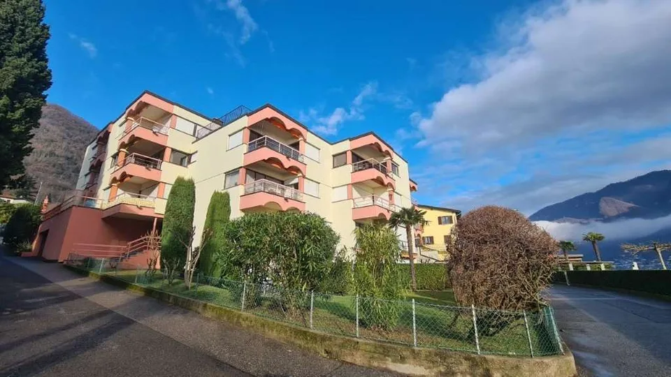 RIVA SAN VITALE: SCHÖNES 2.5 ZIMMER WOHNUNG MIT SEEBLICK – Foto 2 von 10