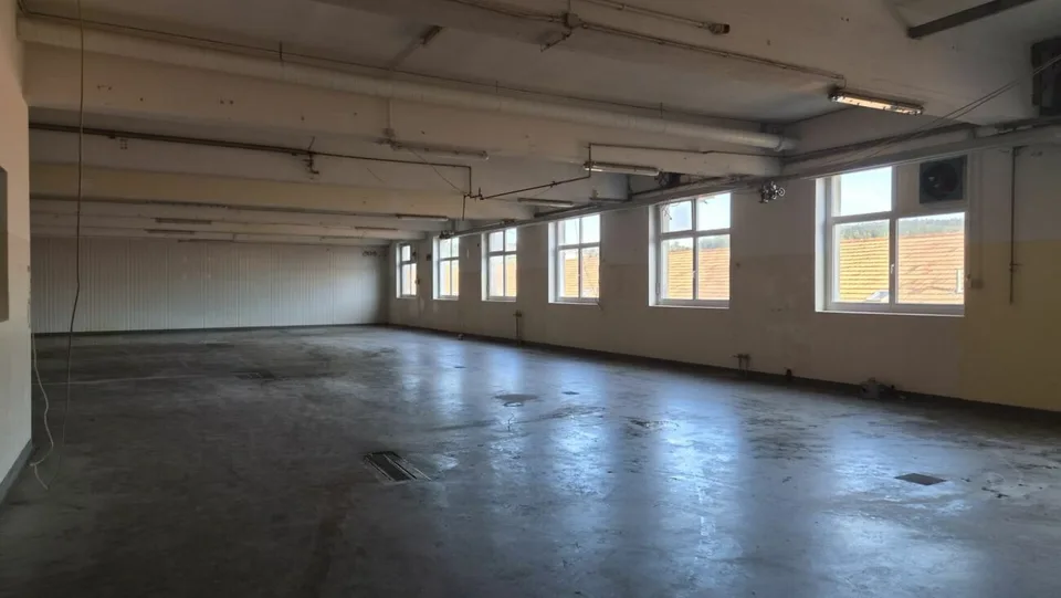 Flexible Gewerbeflächen von 50 m2 bis 900 m2 – Foto 4 von 9