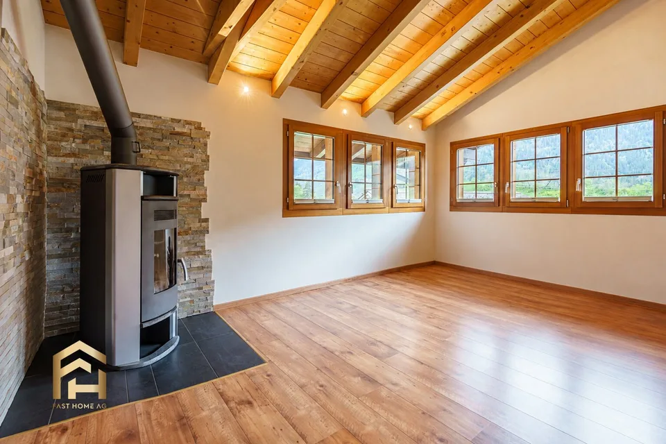 Maison unique avec 5,5 pièces à Grengiols – photo 2 sur 13