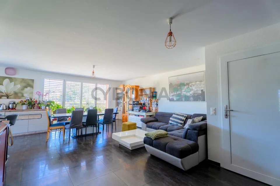 Duplex de 4.5 pièces avec terrasse à Penthaz – photo 3 sur 13