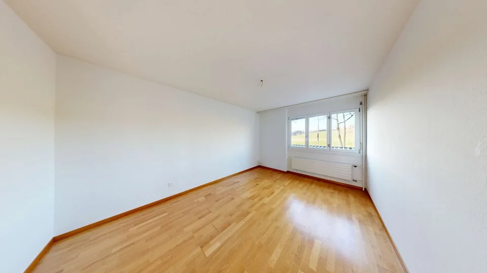 Appartamento accogliente di 4,5 locali al 2° piano a destra – foto 7 di 8