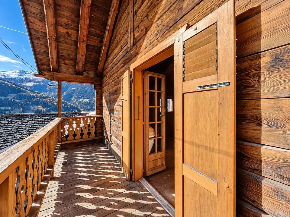 Chalet da ristrutturare – L'anima di un fienile alpino a Sarreyer – foto 5 di 13