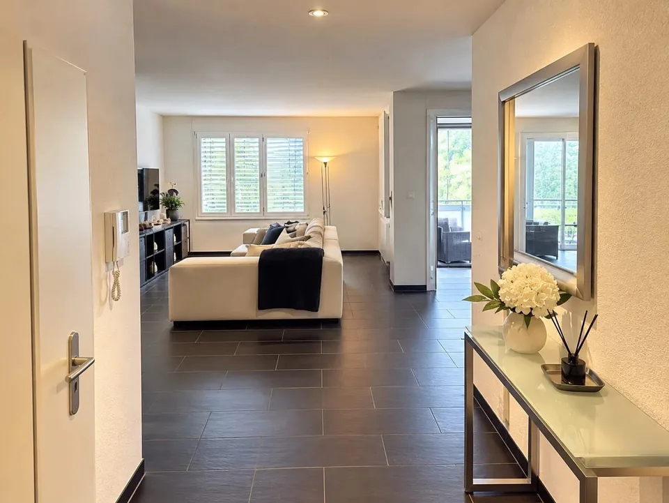 Charmant appartement 2.5 pièces au cœur de Wettingen, central et pourtant calme – photo 2 sur 13
