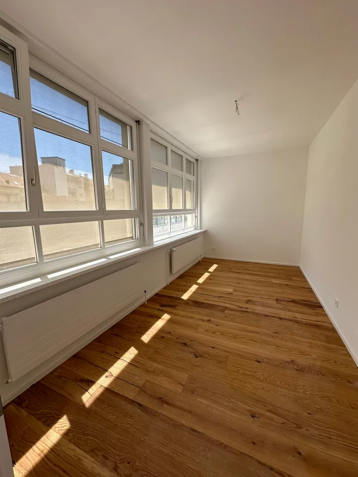 Moderne 2-Zimmerwohnung an bester zentraler Lage in Biel – Foto 3 von 6