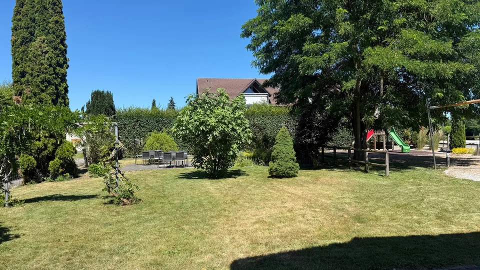 Charmante 3.5-Zimmer-Duplexwohnung in Grafenried: Erstbezug im ehemaligen Gasthof Sternen – Foto 3 von 19