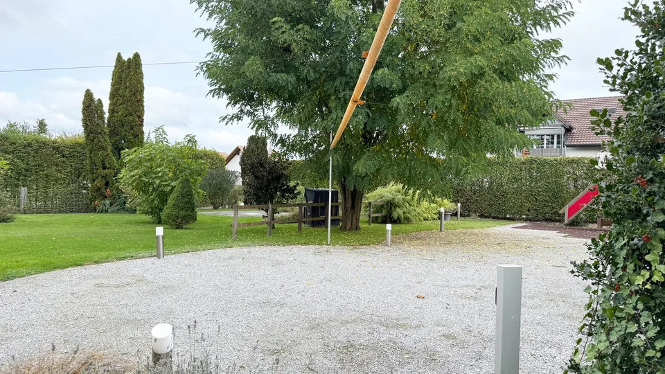 Charmante 3.5-Zimmer-Duplexwohnung in Grafenried: Erstbezug im ehemaligen Gasthof Sternen – Foto 4 von 19