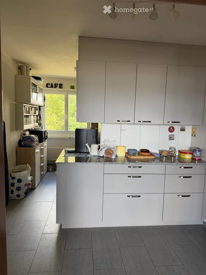 Wohnung 4,5 Zimmer mit Balkon und Garten in La Neuveville – Foto 3 von 5