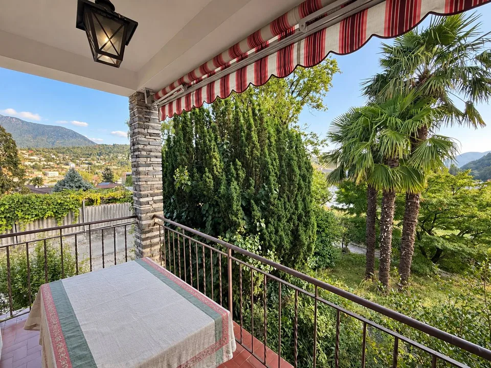 Casa da reinventare con possibilità di ampliamento – foto 6 di 13