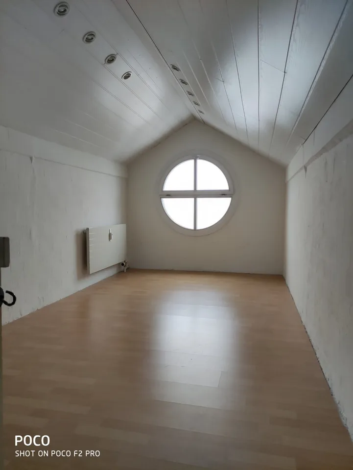 Aussergewöhnliche Dachwohnung – Foto 6 von 11