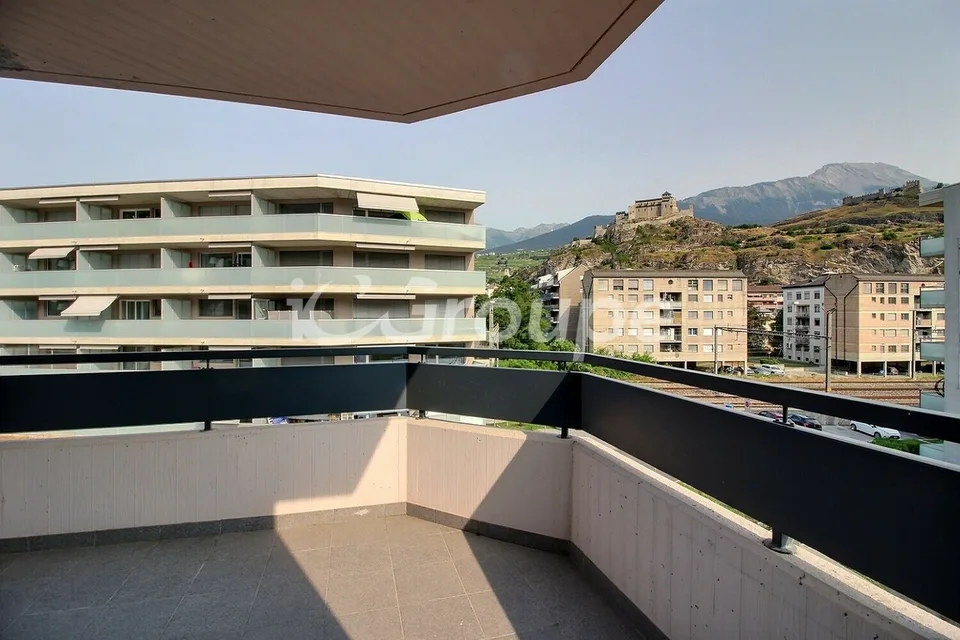 Monolocale in affitto a pochi passi dal centro città di Sion – foto 4 di 5