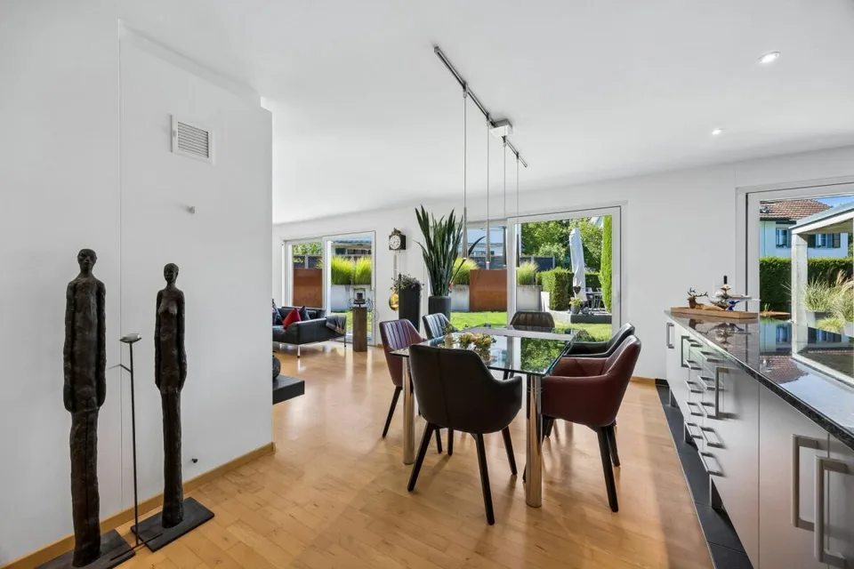 Casa unifamiliare di 4,5 locali attraente con giardino idillico – foto 4 di 17