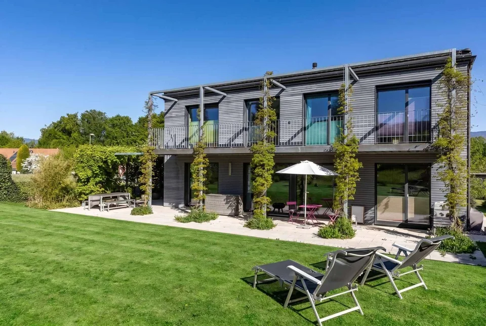 VILLA CONTEMPORAINE MINERGIE DANS UN ENVIRONNEMENT PRIVILÉGIÉ – Foto 14 von 26