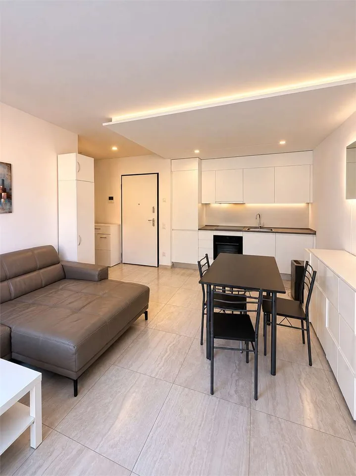 2.5 rooms in Carabbia – photo 2 of 9