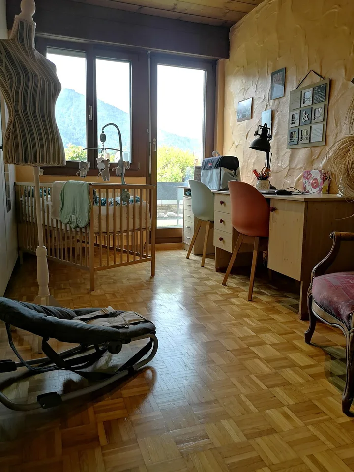 Spazioso appartamento con terrazza di 5.5 locali a Moutier con vista libera, 2 garage – foto 29 di 30