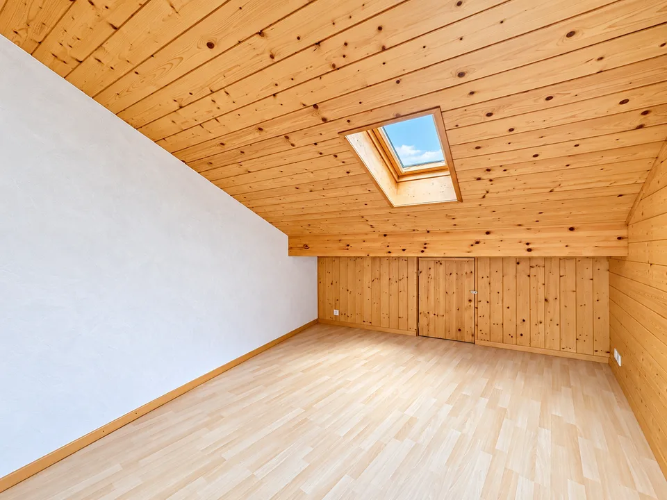 Duplex für die Familie in Riddes – Raum, Ruhe und Einkaufsmöglichkeiten zu Fuß – Foto 10 von 15