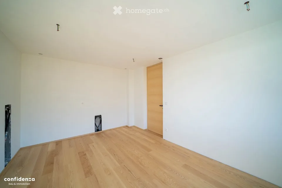 Exklusives Neubau-EFH mit Panorama in Scuol – Erstwohnsitz in Top-Hanglage – Foto 5 von 14