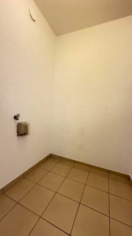 2.5-Zimmer-Eigentumswohnung mit Balkon und Lift in Basel – Foto 10 von 16