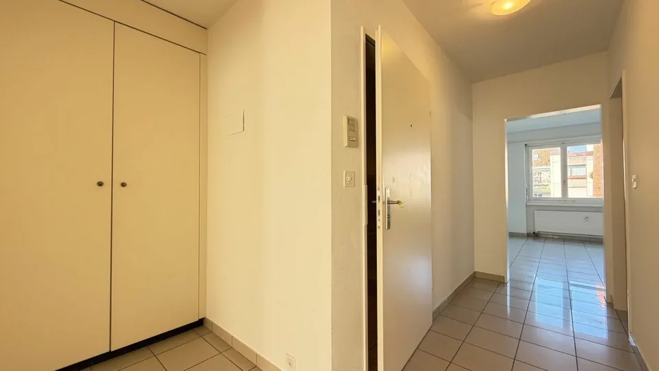 2.5-Zimmer-Eigentumswohnung mit Balkon und Lift in Basel – Foto 6 von 16