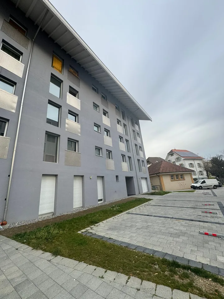 Appartement moderne et centralement situé de 3,5 pièces à Grenchen – photo 10 sur 12