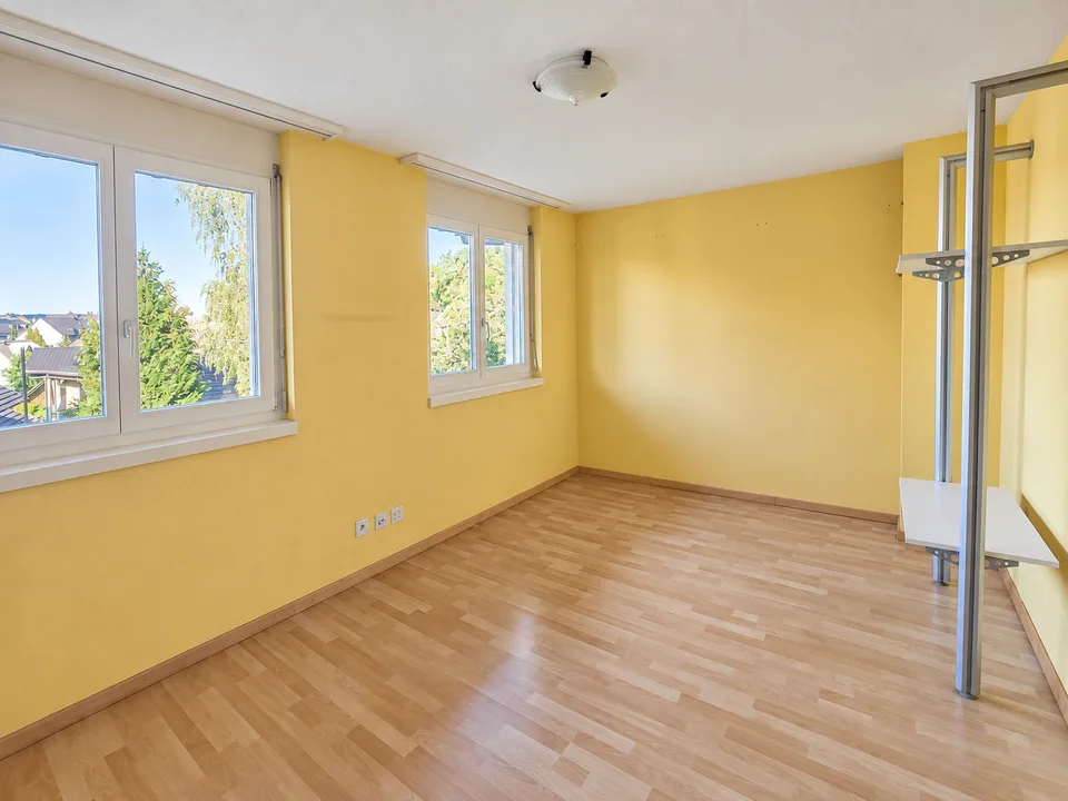 Charmantes 5.5-Zimmer-Reihenhaus in Büttikon – Sofort verfügbar! – Foto 7 von 14