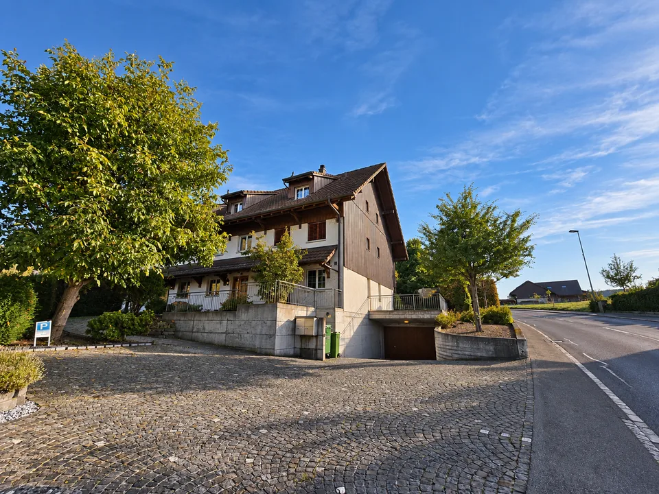 Charmantes 5.5-Zimmer-Reihenhaus in Büttikon – Sofort verfügbar! – Foto 13 von 14