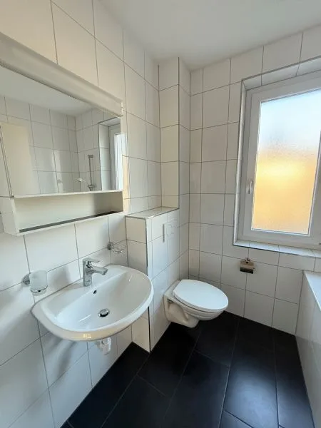 Appartement de 3 pièces rénové et lumineux à proximité de la gare d'Allmend à louer – photo 8 sur 8
