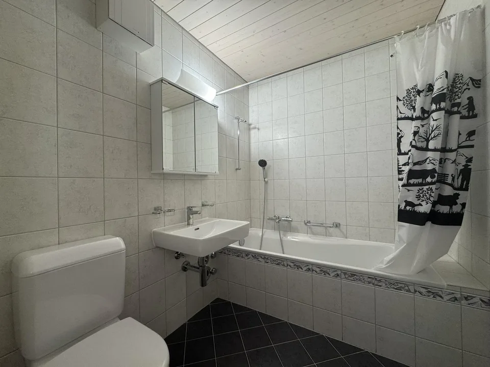 Erstes Mietentgelt angeboten - großes 4-Zimmer-Apartment mit 115 m² und Balkon ? La Sagne – Foto 7 von 10
