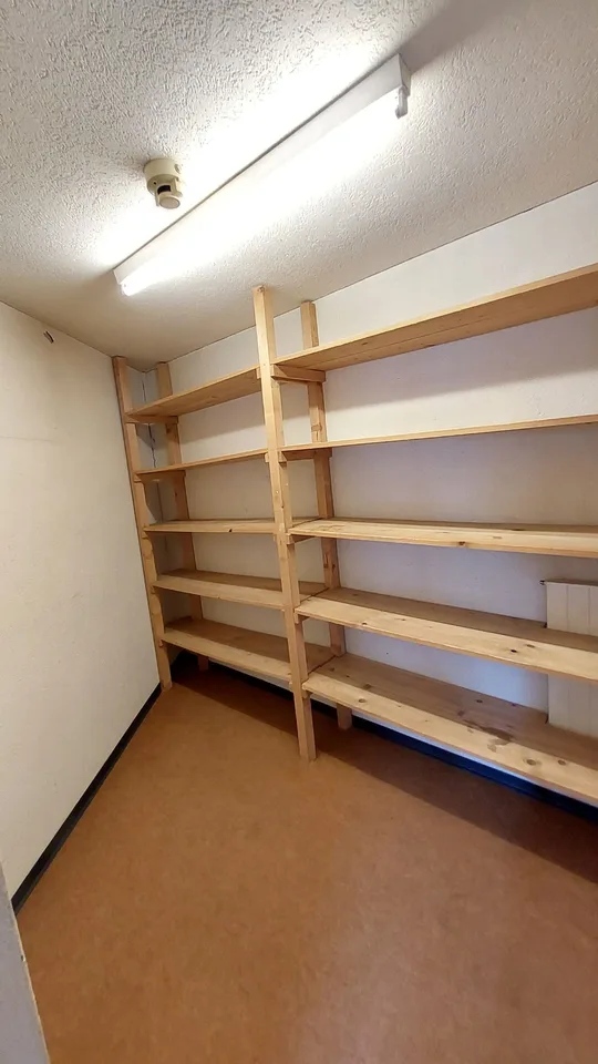 Bureaux et locaux commerciaux à Stans – photo 10 sur 12