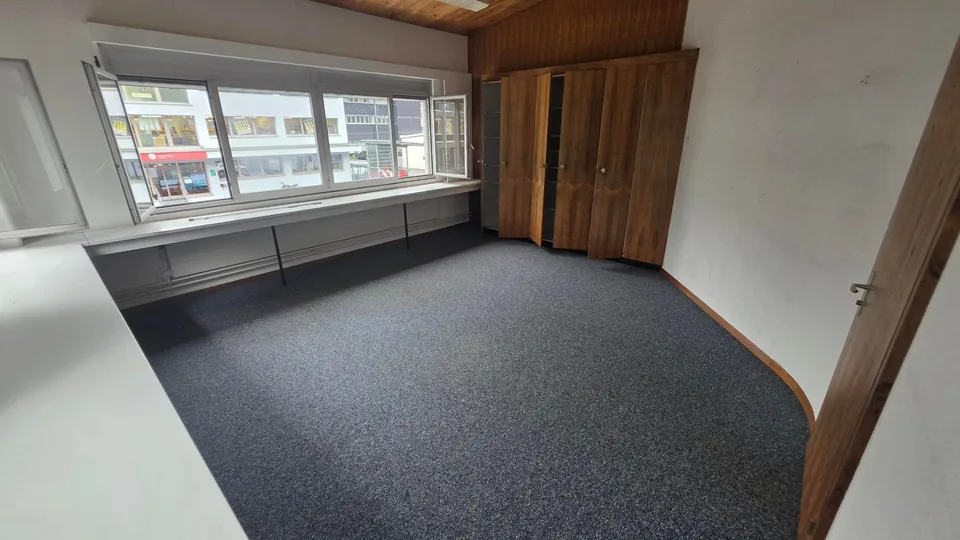 Bureaux et locaux commerciaux à Stans – photo 8 sur 12