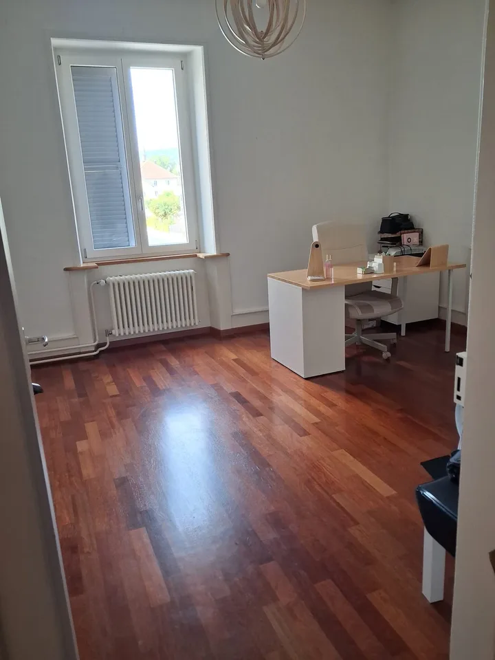 Bello appartamento di 4,5 locali al 1° piano – foto 7 di 12
