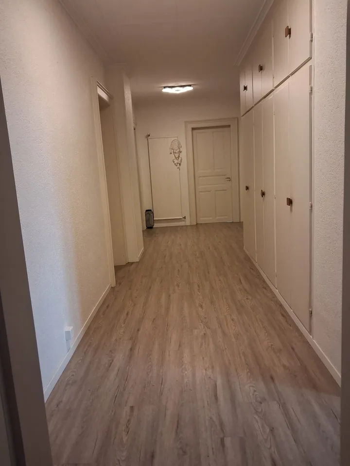 Bello appartamento di 4,5 locali al 1° piano – foto 6 di 12