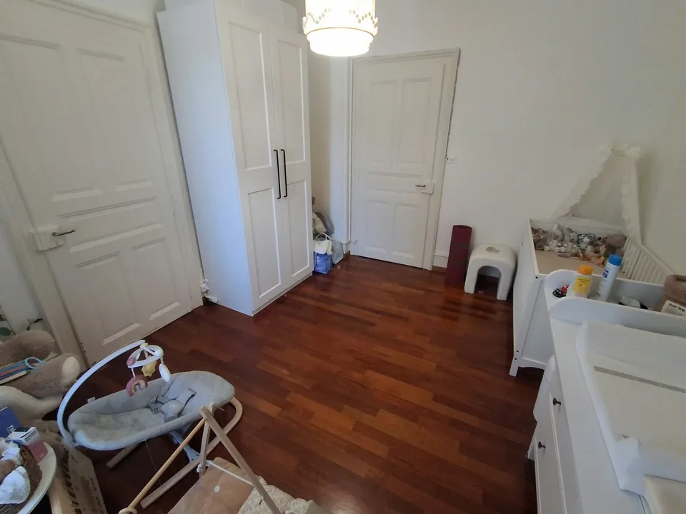 Bello appartamento di 4,5 locali al 1° piano – foto 9 di 12
