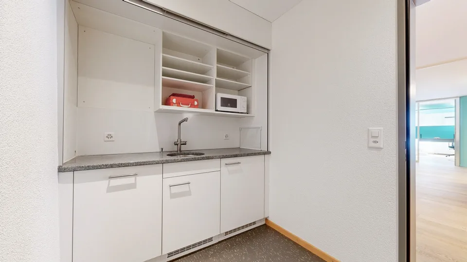Moderne Bürofläche im Herzen von Vaduz bezugsbereit und flexibel nutzbar – Foto 8 von 8