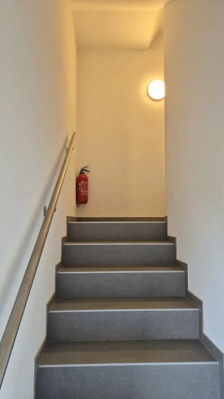 Gebäude mit 3 Wohnungen (2 Wohnungen mit 2 Zimmern und 1 Wohnung mit 4,5 Zimmern Duplex) – Foto 24 von 25