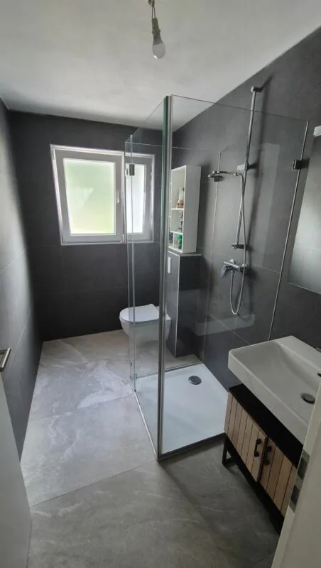 Gebäude mit 3 Wohnungen (2 Wohnungen mit 2 Zimmern und 1 Wohnung mit 4,5 Zimmern Duplex) – Foto 20 von 25
