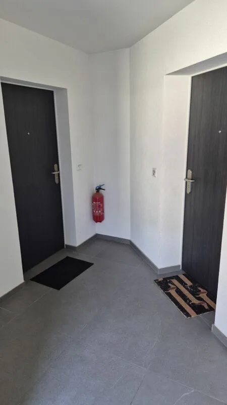 Gebäude mit 3 Wohnungen (2 Wohnungen mit 2 Zimmern und 1 Wohnung mit 4,5 Zimmern Duplex) – Foto 9 von 25