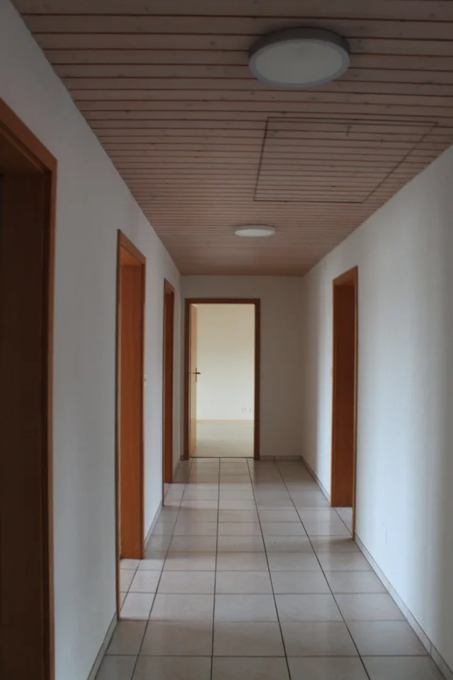 4.5-room apartment with fireplace in Schönenbuch – photo 2 of 6