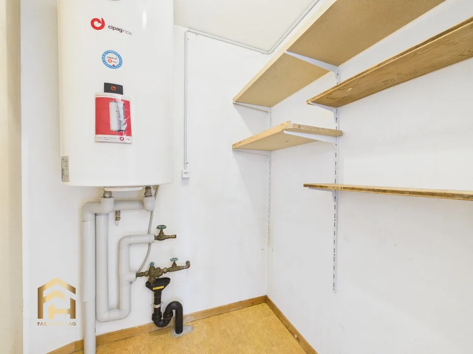 Appartamento centrale di 4,5 locali nella migliore posizione a Baltschieder con giardino e garage – foto 11 di 13
