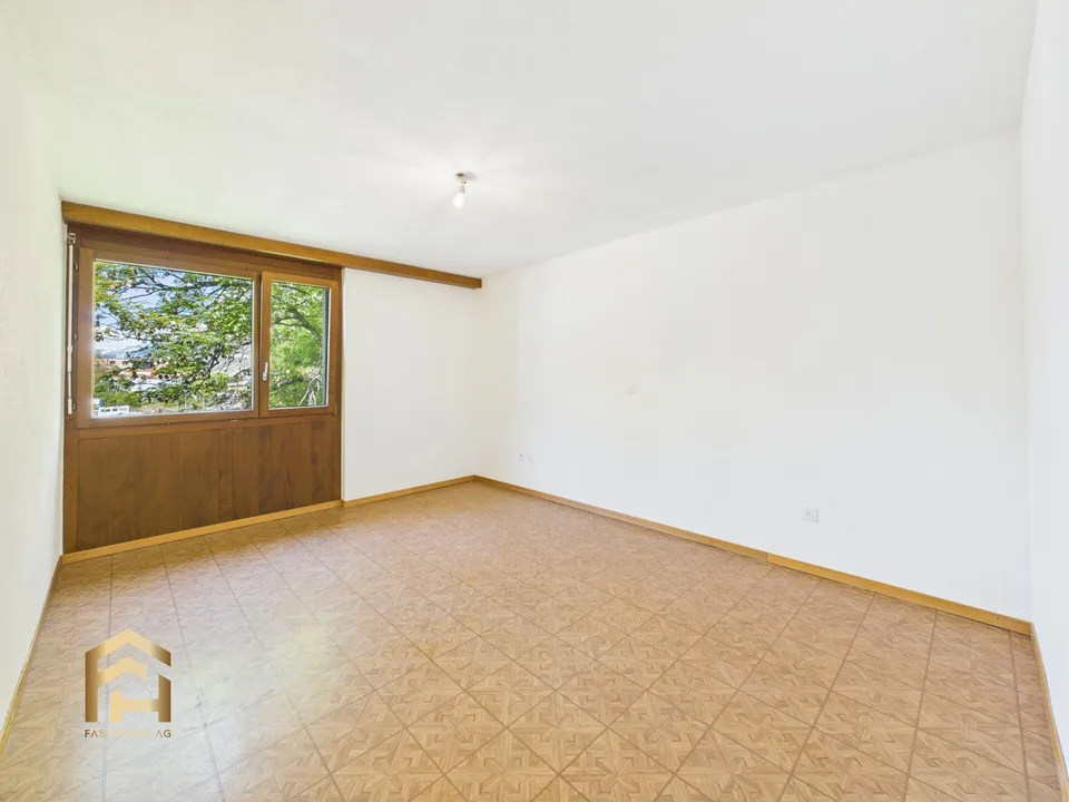 Appartamento centrale di 4,5 locali nella migliore posizione a Baltschieder con giardino e garage – foto 7 di 13