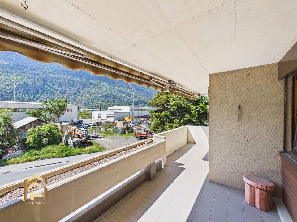 Appartamento centrale di 4,5 locali nella migliore posizione a Baltschieder con giardino e garage – foto 12 di 13