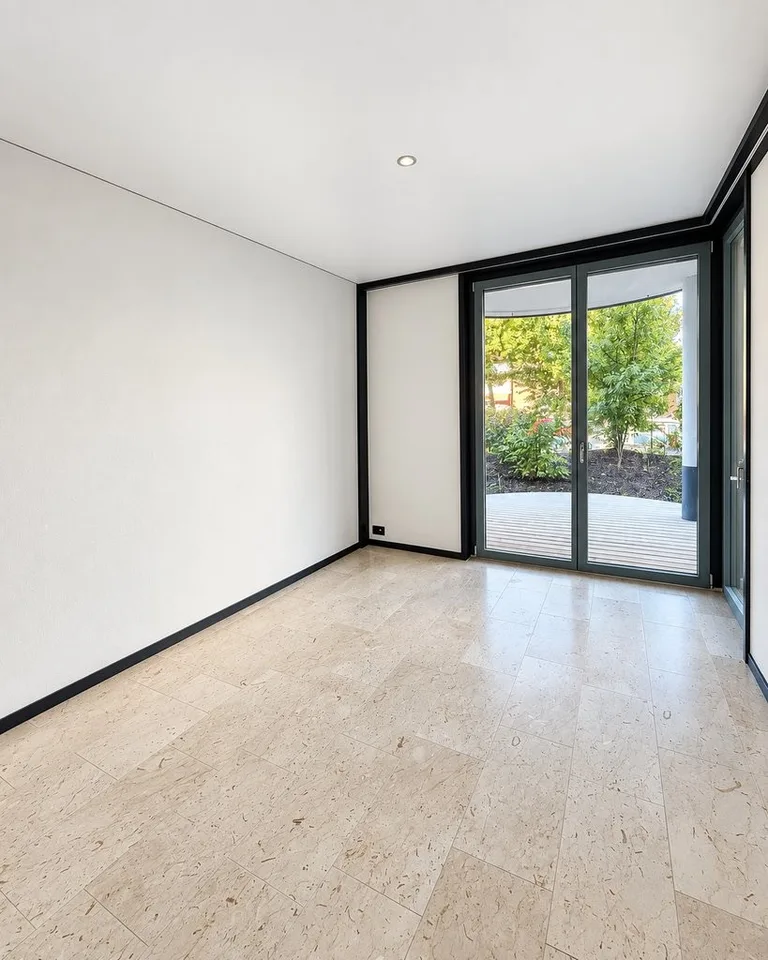 Appartamento elegante di 3,5 locali con terrazza e finiture di alta qualità! – foto 9 di 10