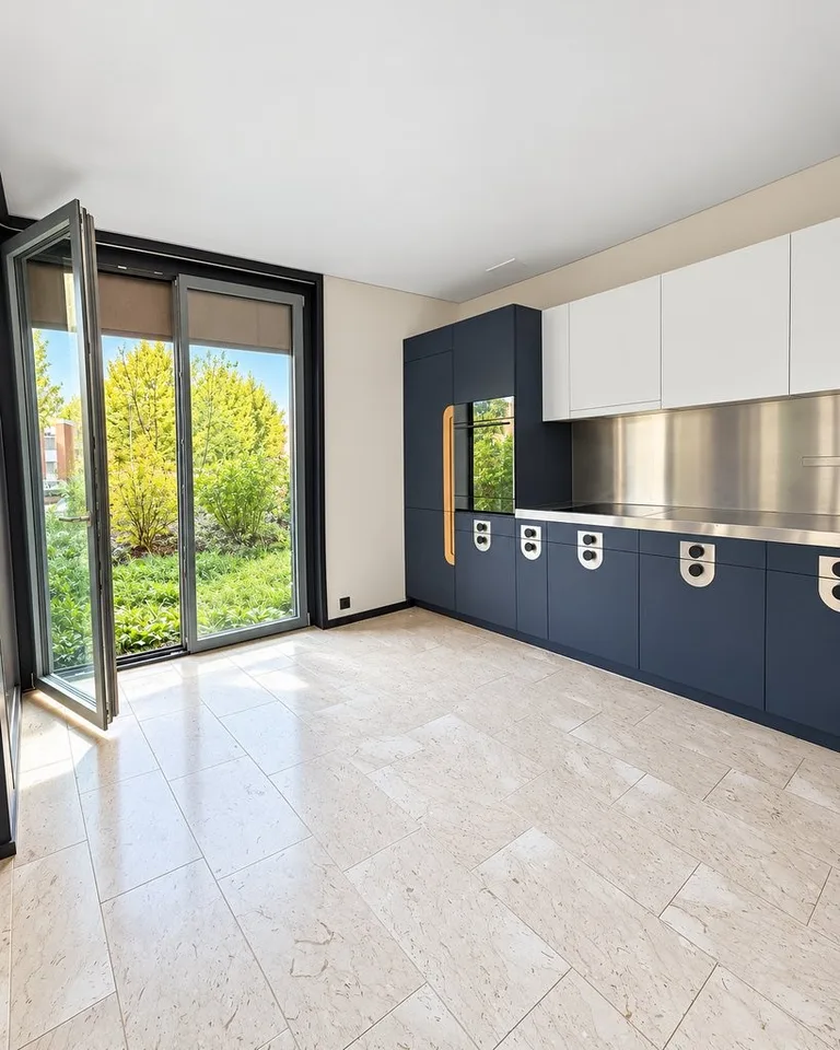 Appartamento elegante di 3,5 locali con terrazza e finiture di alta qualità! – foto 3 di 10