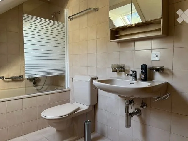 Originelle 2,5-Zimmer- Wohnung - 101 m2 – Foto 5 von 5