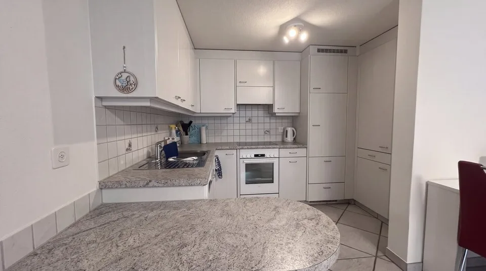 4.5 Zimmer Wohnung in Felsberg – Foto 2 von 7