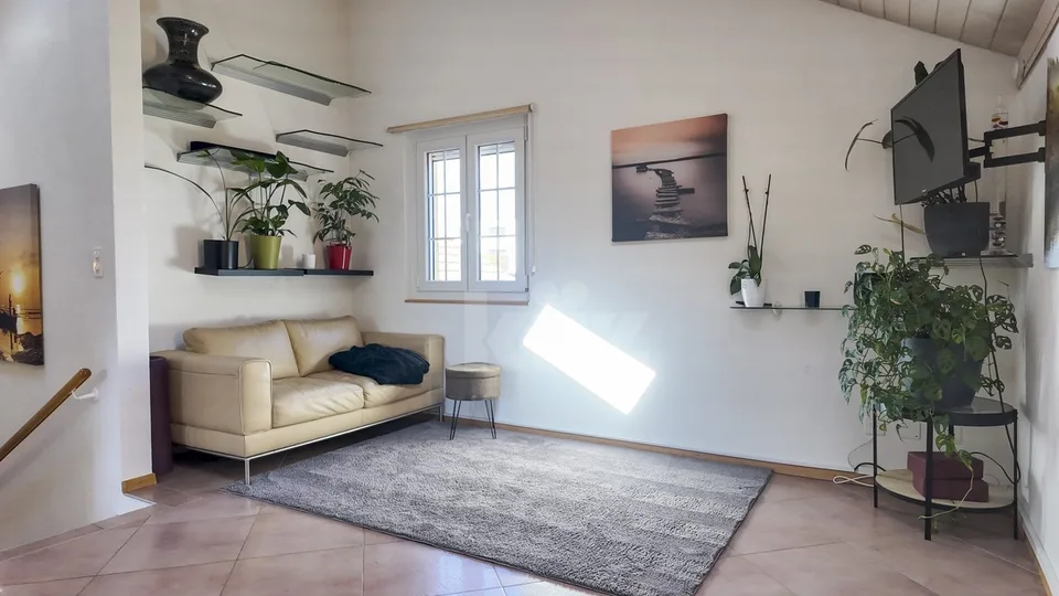 Schönes contemporary Haus mit Garten – Foto 8 von 13