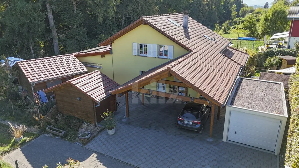 Schönes contemporary Haus mit Garten – Foto 12 von 13