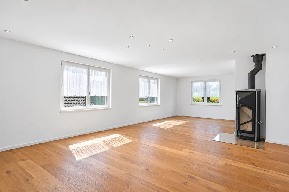 Incantevole casa di campagna di 7,5 locali a Biessenhofen – Disponibile immediatamente! – foto 3 di 16