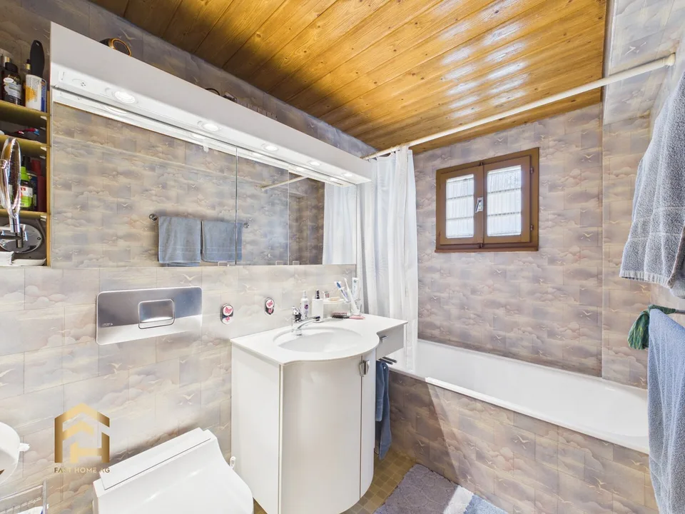 Chalet in Ernen als Ferienwohnung oder Erstwohnsitz mit Einliegerwohnu – Foto 8 von 13